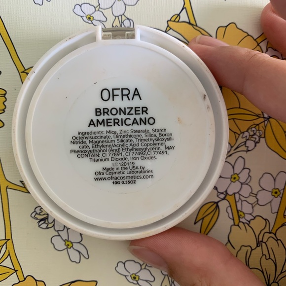 Bronzer - Picture 2 of 2